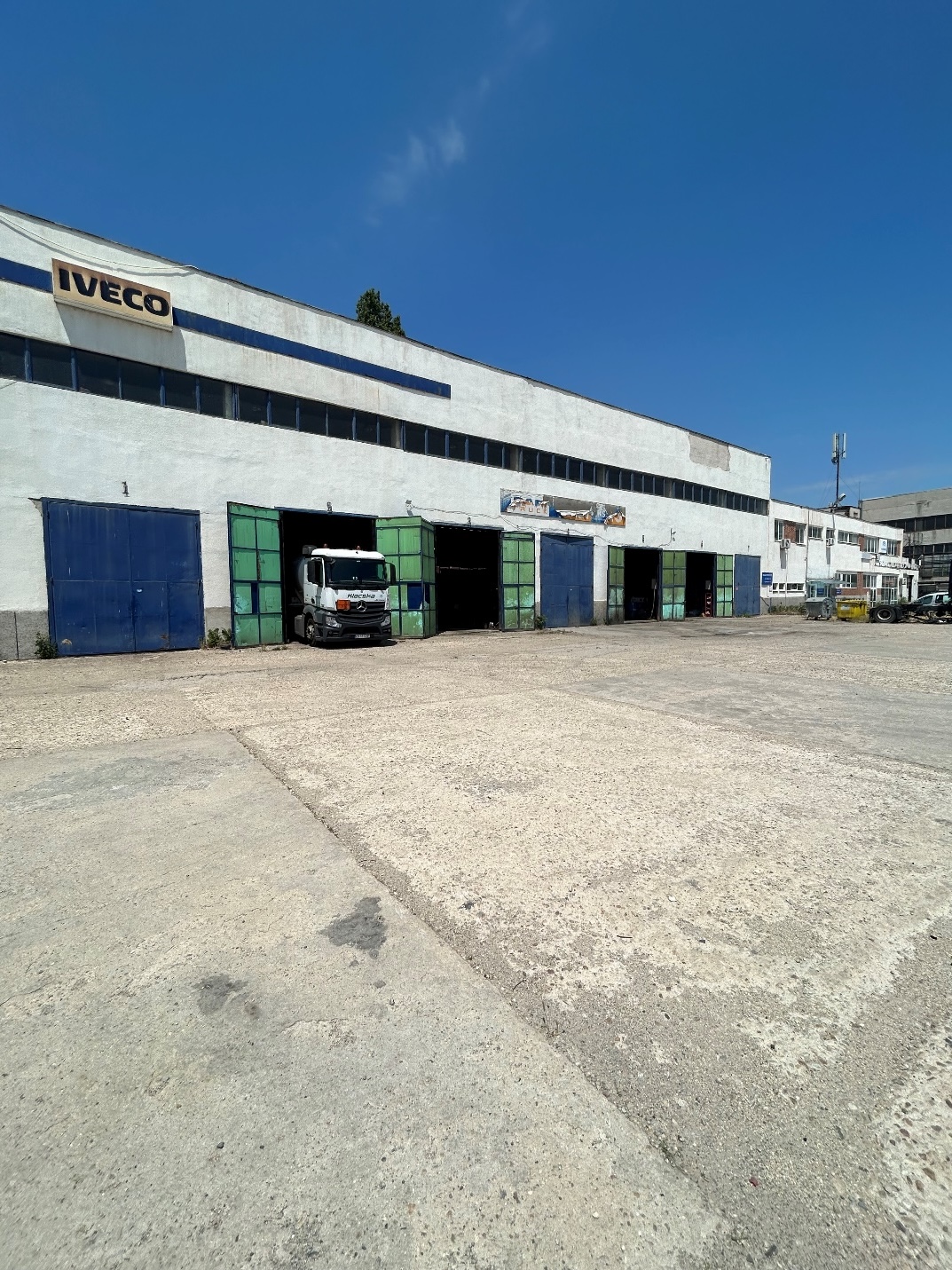 Автосервиз за тежкотоварна и лекотоварна техника